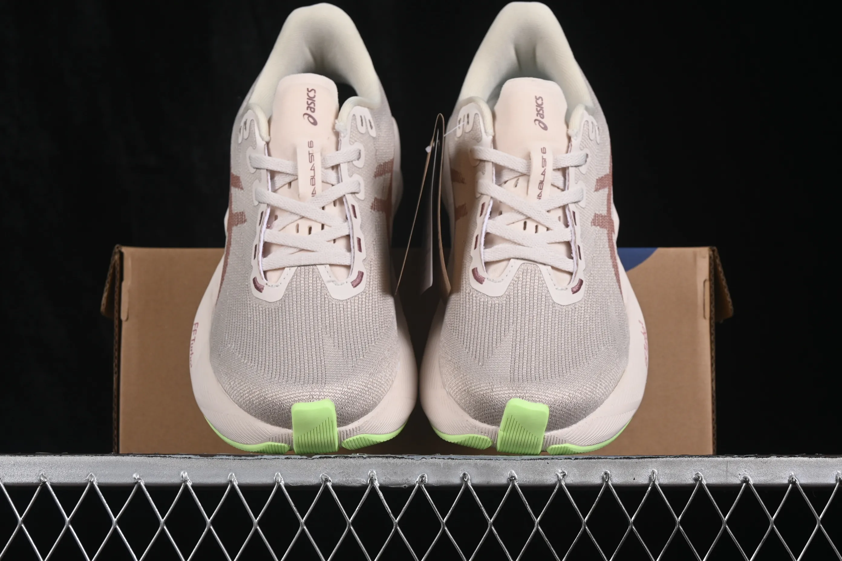 All categories Asics ASICS series Asics Novablast 6 1012C008-700